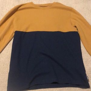 American Eagle long sleeve